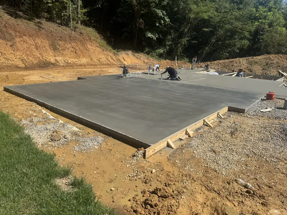 Concrete slab being finished on a prepared pad near Farragut, TN